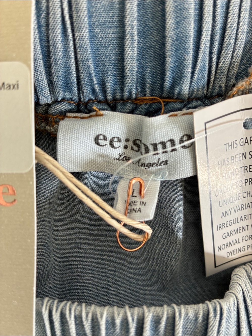eesome Light Blue Tiered Chambray Maxi Skirt, NWT, Size Large - Picture 5 of 5